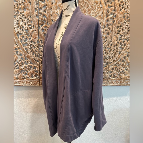 Athleta Lavender Oversized Sweatshirt Cardigan- size small/medium - Picture 4 of 6